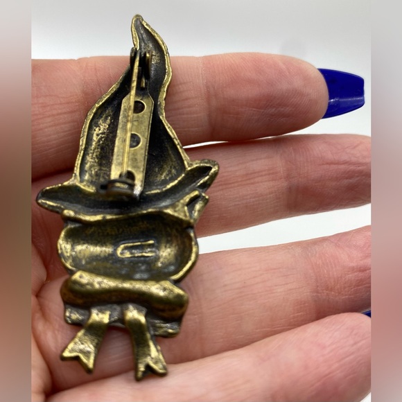 HALLOWEEN KITTY CAT WITH YELLOW, WHITE & BLACK WIZARD HAT BROOCH VINTAGE - Picture 3 of 6